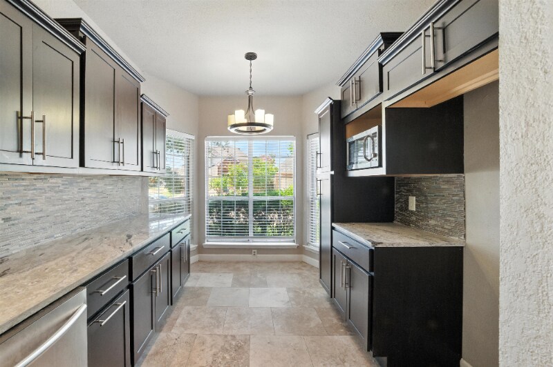 Building Photo - 9128 Cumberland Dr
