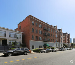 Building Photo - 432 S. New Hampshire