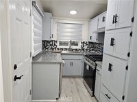 Building Photo - 2547 Hermosa Ave