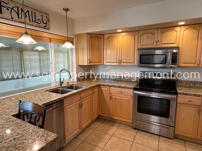 Luxury home with basketball court 9423 N Arroya Vista Dr E Phoenix