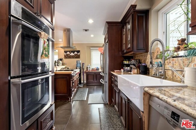 Building Photo - 1923 S Crescent Heights Blvd