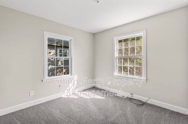Building Photo - 2301 27th St W