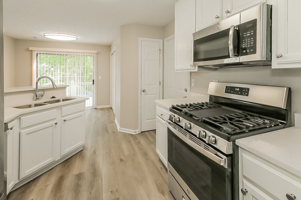 Building Photo - 330 Derby Dr