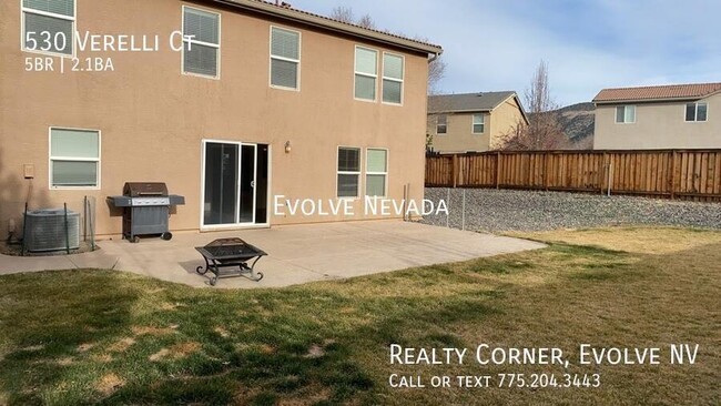 Building Photo - Spacious 5 Bed, 2.5 Bath in South Reno