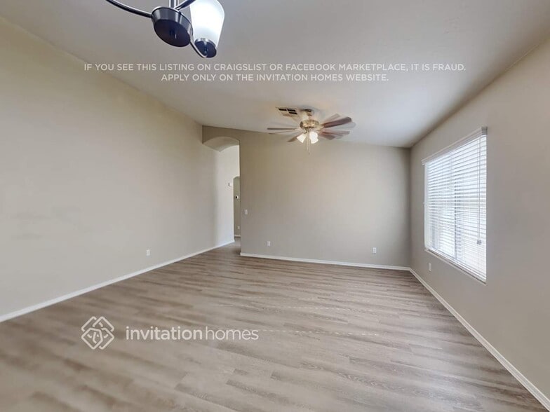Building Photo - 13383 W Watson Ln