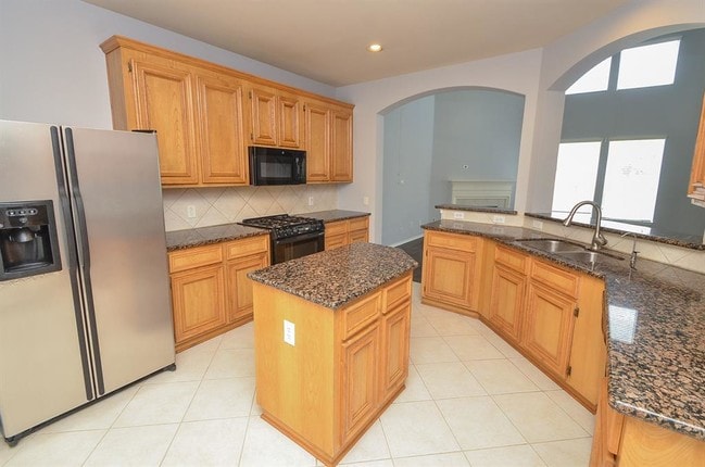 Building Photo - 21323 Grand Hollow Ln
