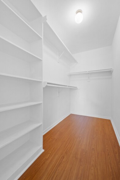 Building Photo - 25211 Bluma Ranch Dr