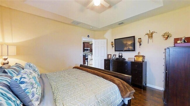 Building Photo - 1296 Lexington Manor SW