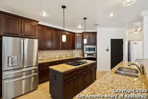 Building Photo - 18530 Canoe Brk