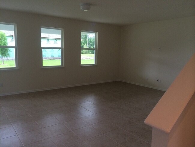 Building Photo - Spacious 5 Bedroom Home In Durbin Crossing