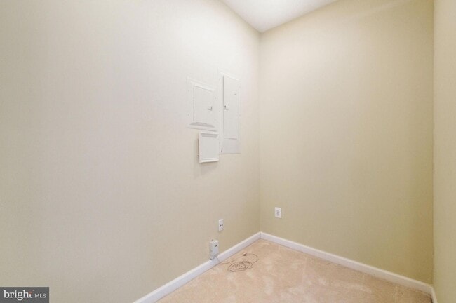 Building Photo - 21369 Sawyer Square