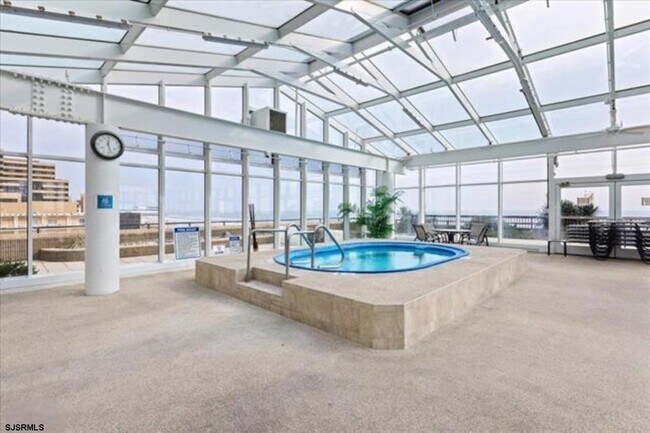 Building Photo - 3101 Boardwalk