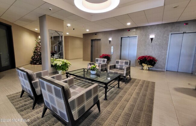 Building Photo - 1 Channel Dr