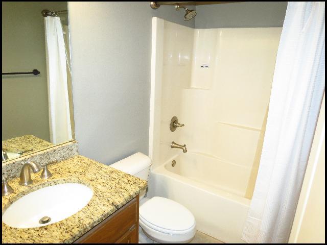 Building Photo - 3153 Stonewall Dr