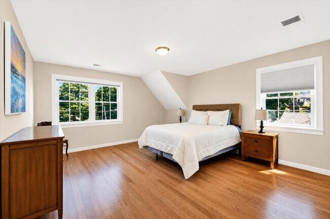 Building Photo - 62 Gilson Rd
