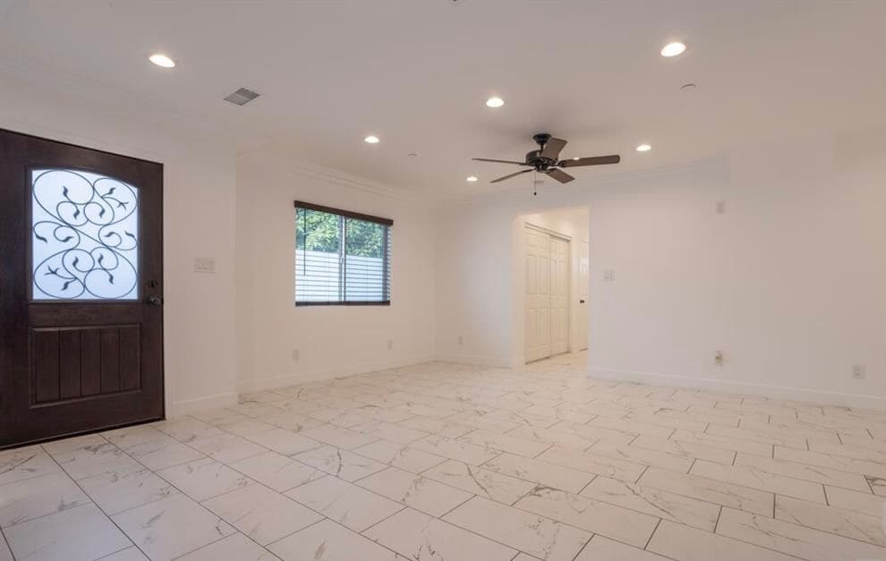 Building Photo - 1033 S Bonnie Beach Pl