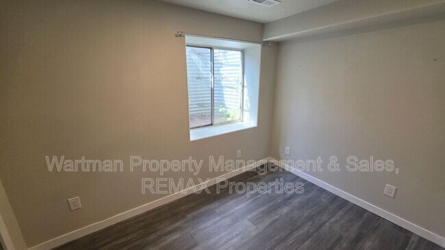 Building Photo - 4231 Charleston Dr