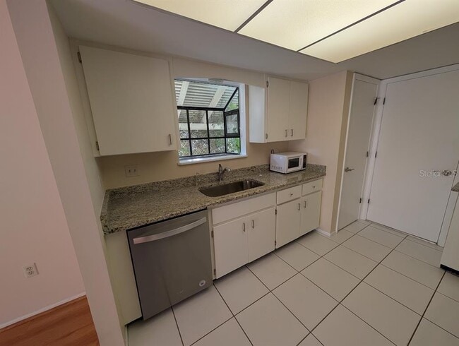 Building Photo - 1413 Strada D Argento