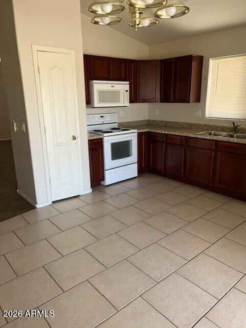 Building Photo - 24115 N Desert Dr