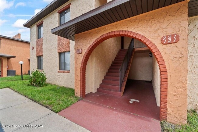 Primary Photo - 222 San Juan Cir