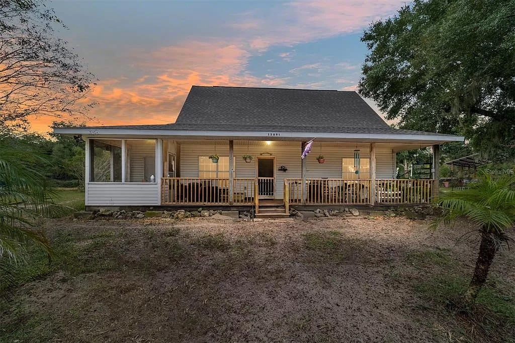 Primary House - 13691 E Hwy 25