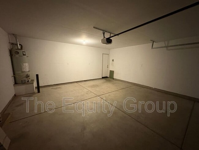 Building Photo - 4346 W Rialto Ave