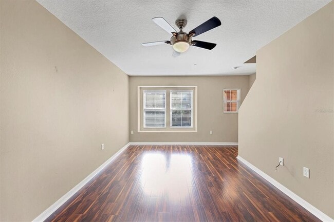 Building Photo - 7322 Black Walnut Way