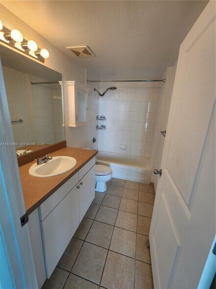 Building Photo - 1250 S Miami Ave