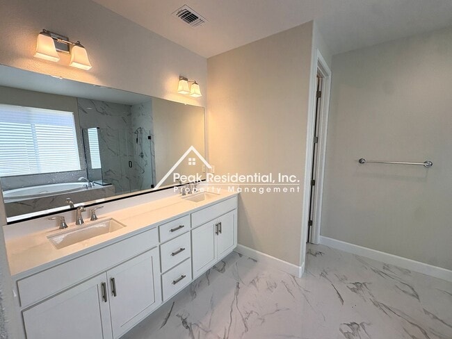 Building Photo - 2794 Elderberry St