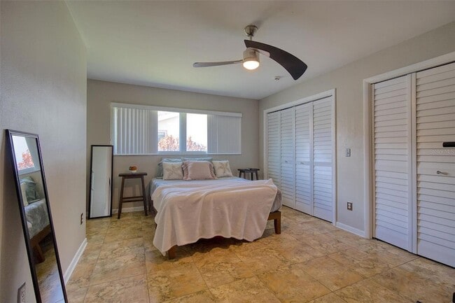 Building Photo - 2315 Minneola Rd