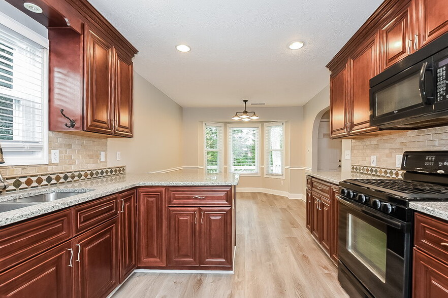 Building Photo - 4969 Abbotts Glen Trail NW