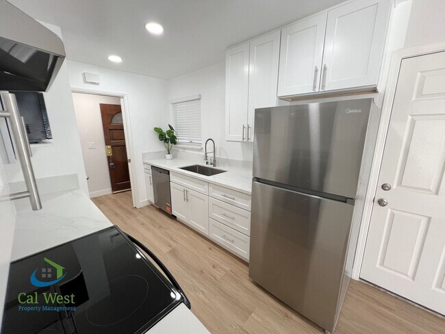 Building Photo - 3023 Plumstead Way