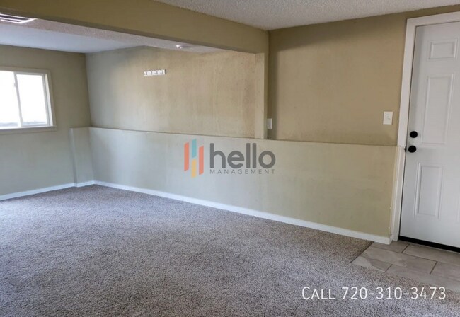 Building Photo - 805 Pioneer Ln