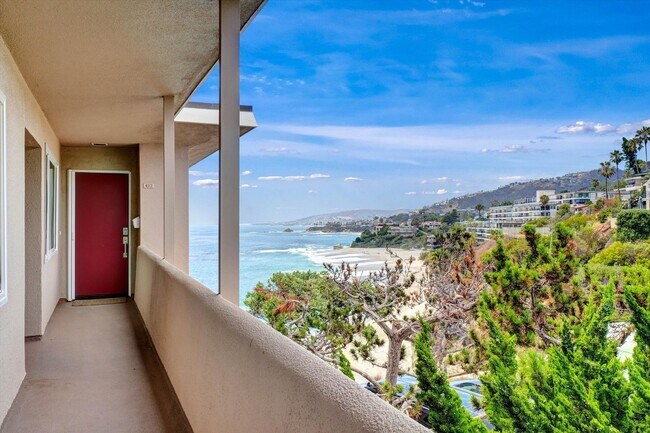 Building Photo - 2 Bedroom Oceanfront Condo in South Laguna Beach
