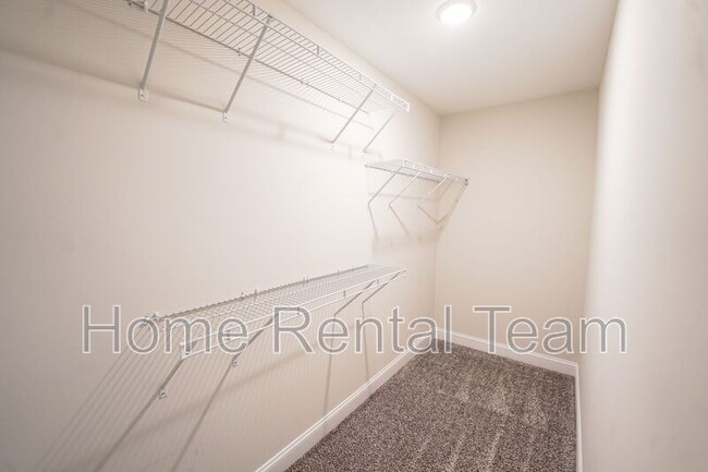 Building Photo - 87 Hammock Dr