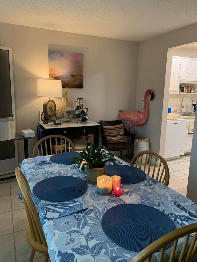 Building Photo - 10037 62nd Ter