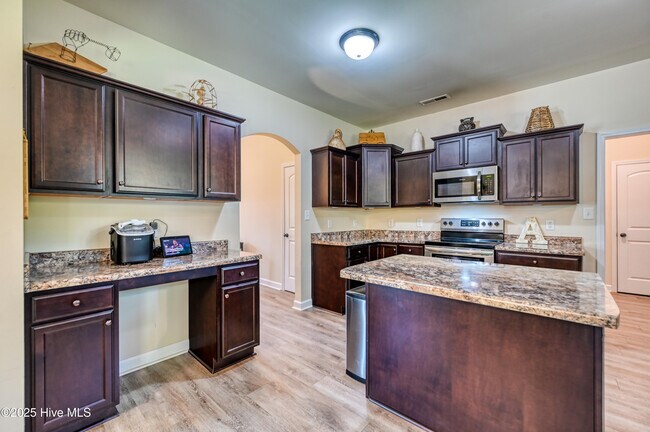 Building Photo - 307 Windward Landing