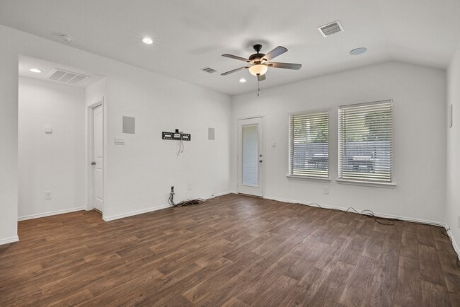 Building Photo - 22454 Forest Gorge Ln