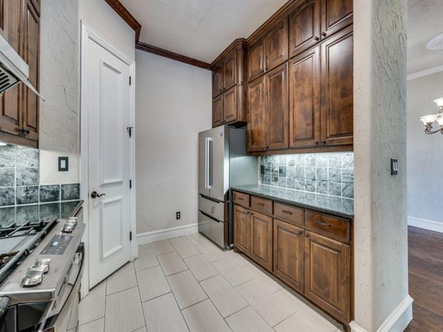 Building Photo - 736 Rockingham Dr