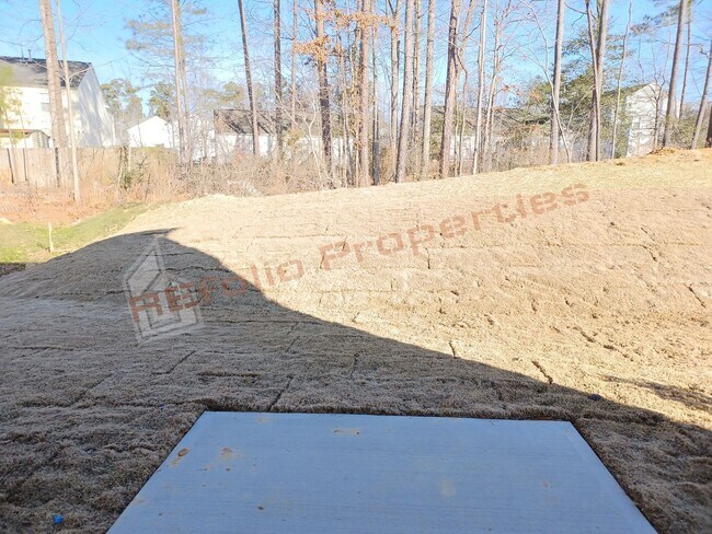 Building Photo - Stylish 4-Bedroom 3 Bathroom Single Home w/ a Guest Suite on the Main Level in Elmwood, Raleigh, ...