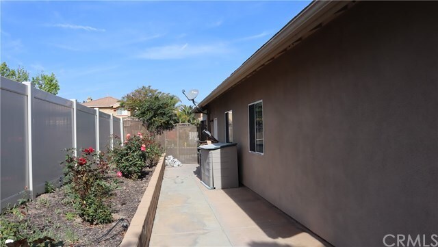 Building Photo - 3421 Eagle Crest Dr