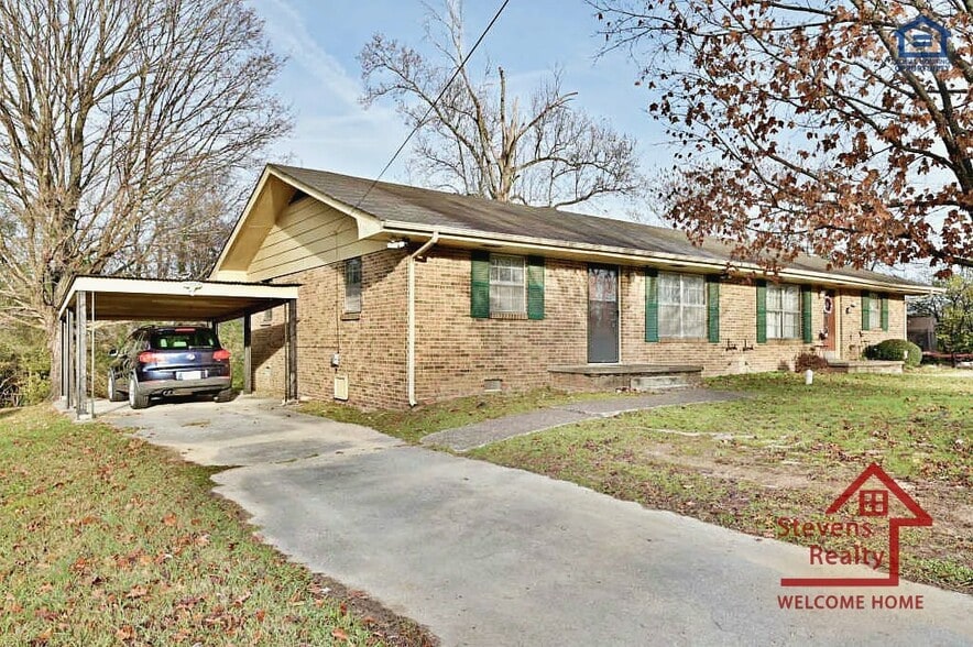 Primary Photo - 4175 Willard Dr