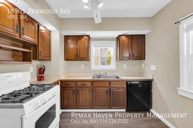 Building Photo - 18901 Renwood Ave