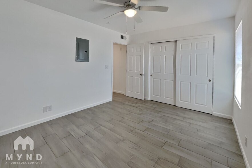 Building Photo - 6657 W Ocotillo Rd