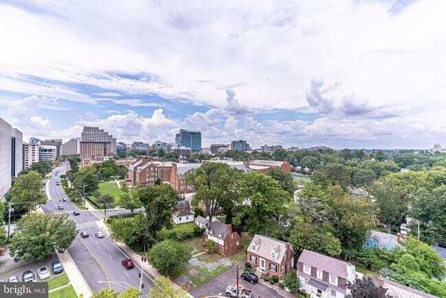 Building Photo - 4242 East-West Hwy