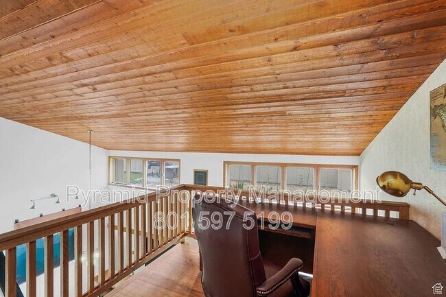 Building Photo - 14600 S Shaggy Mountain Rd