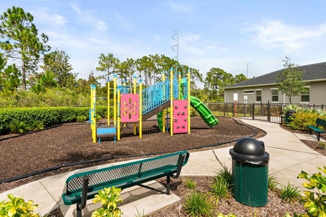 Building Photo - 14085 Alafaya Oak Bnd