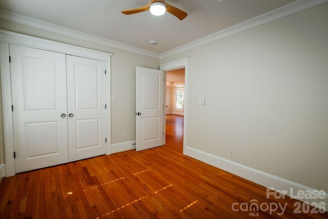 Building Photo - 435 Walnut Ave