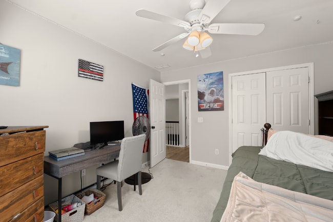 Building Photo - Spacious 5 Bedroom/3 Bath Home with Basement!