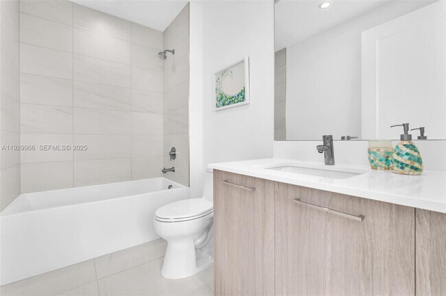 Building Photo - 151 N Seabreeze Blvd